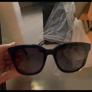 DIFF BRAND NEW IN BOX “GIA”